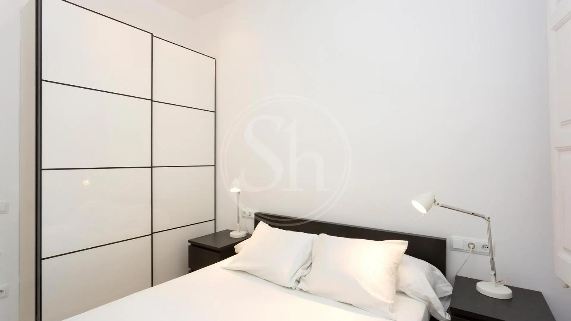Apartamento En Sagrada Familia E Barcelona
